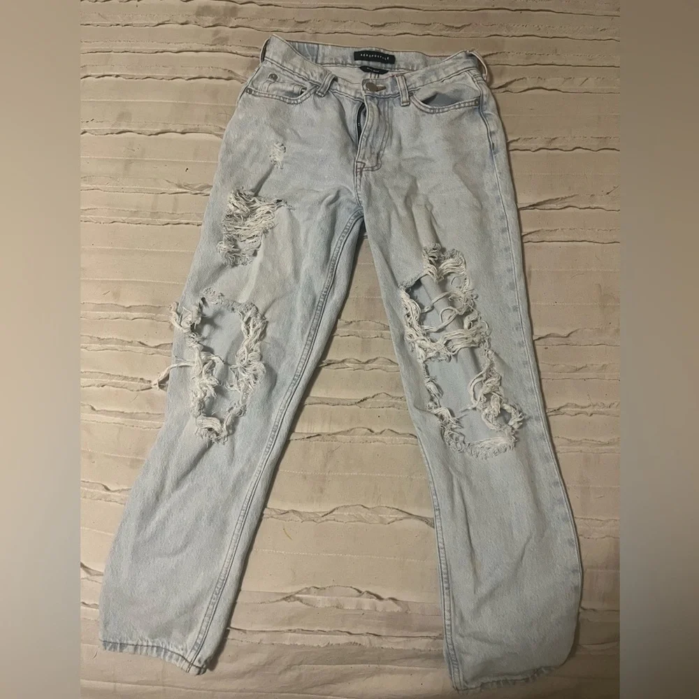 Aèropostale mom jeans ! Size 0! Text me if you are interested! - Picture 1 of 4